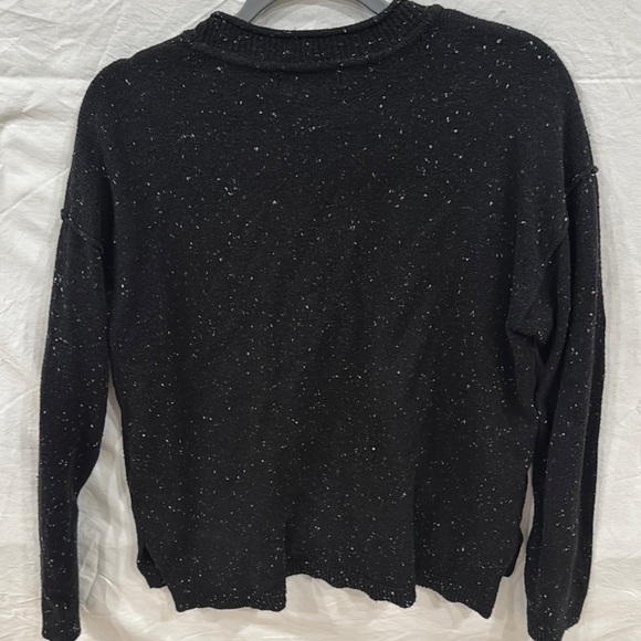 Dkny Women's Black & White Sweater - Picture 7 of 7